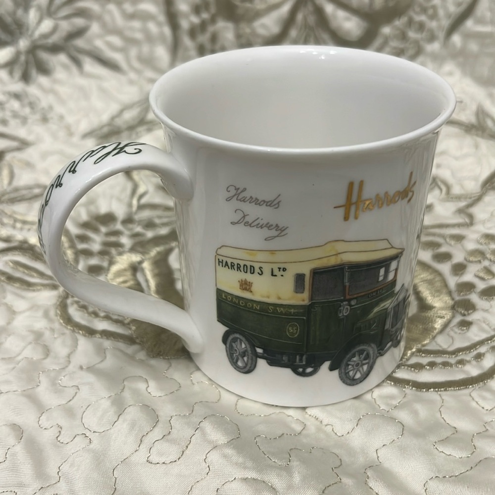 Harrods - Royal delivery edition mug
